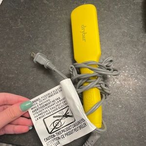 Drybar The Baby Brush Crush Mini Heated Straightening Brush